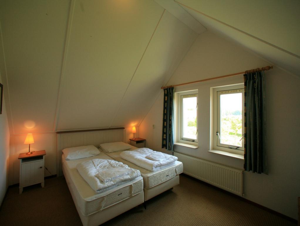 Villapark Akenveen Tynaarlo ภายนอก รูปภาพ