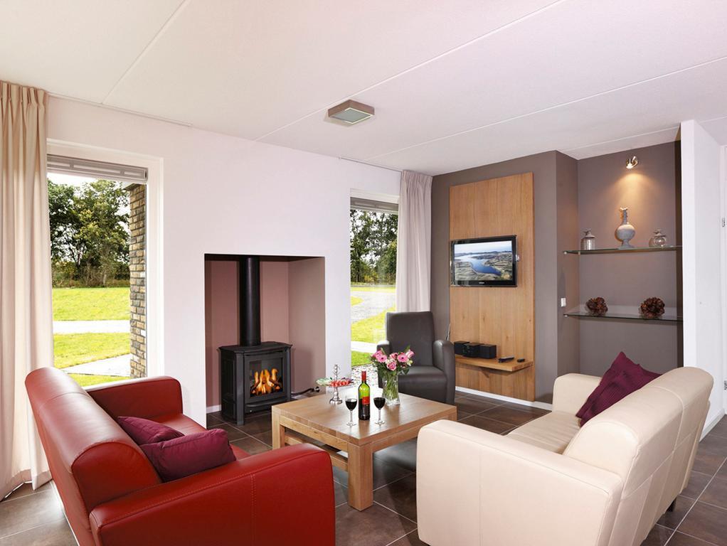Villapark Akenveen Tynaarlo ภายนอก รูปภาพ
